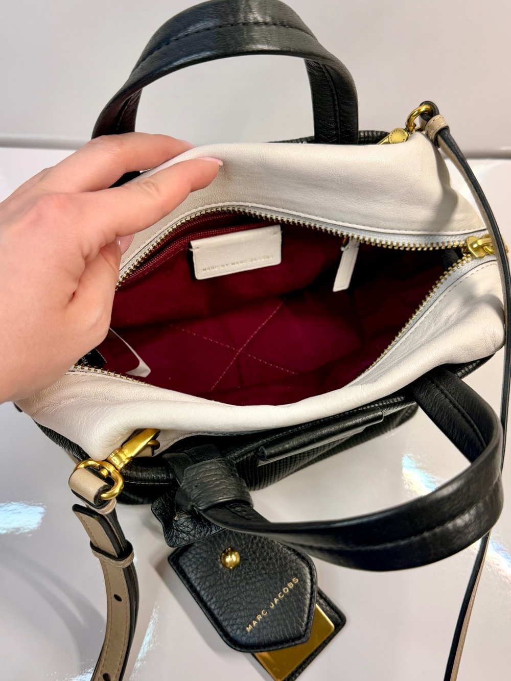 MARC by MARC JACOBS Switching Leather boxy satchel - Picture 9 of 11